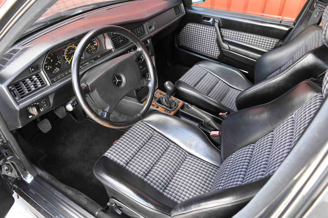 1989 Mercedes-Benz 190E 2.5-16 Evolution - Image 5 of 31