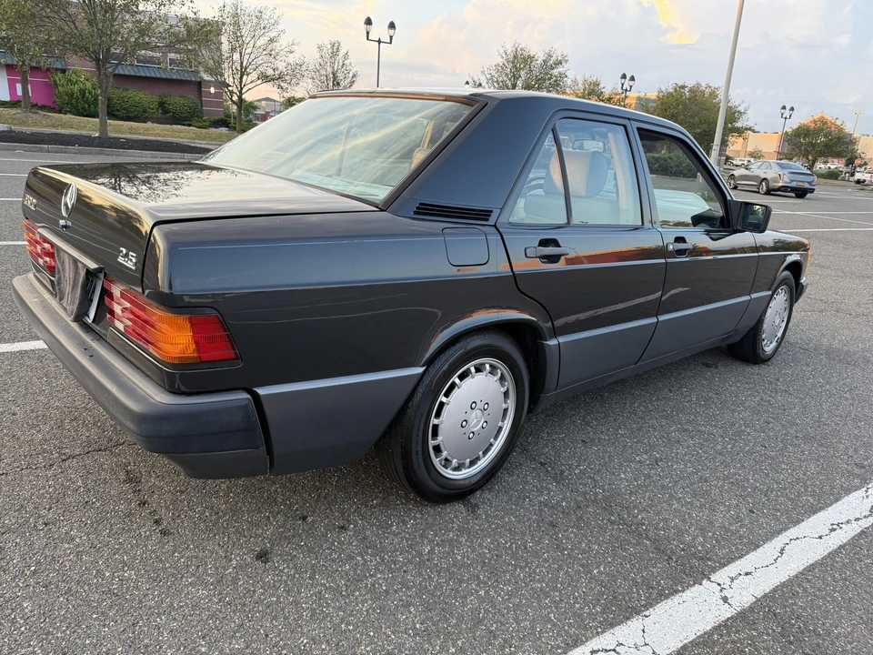 1989 Mercedes-Benz W201 190 - Image 11 of 31