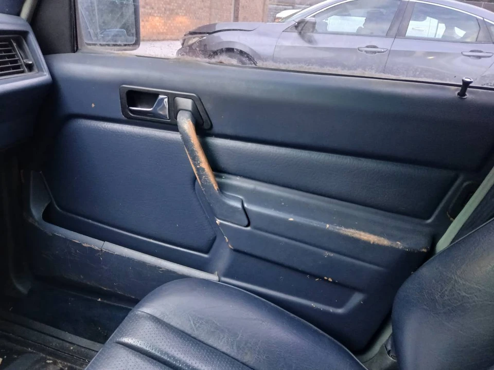 1989 Mercedes-Benz 190E - Image 24 of 24