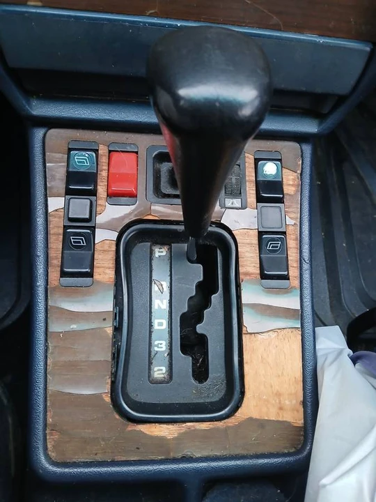 1989 Mercedes-Benz 190E - Image 15 of 24
