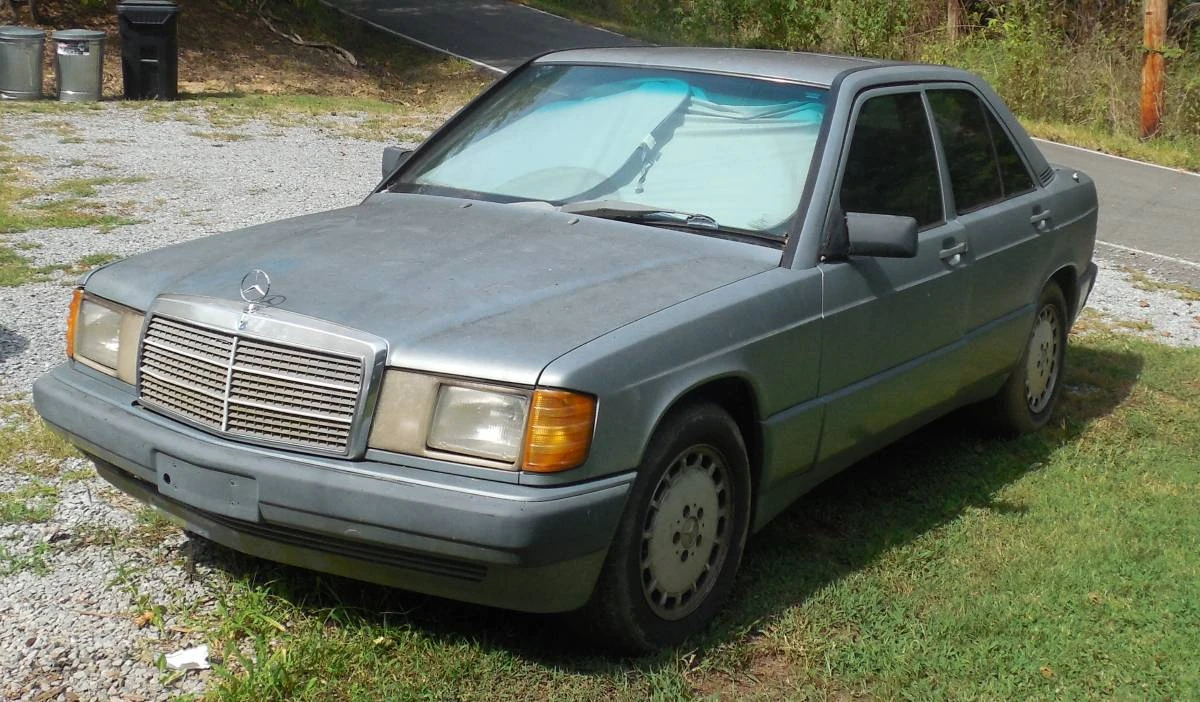 1989 Mercedes-Benz 190E - Image 2 of 24