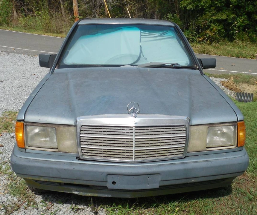 1989 Mercedes-Benz 190E - Image 3 of 24