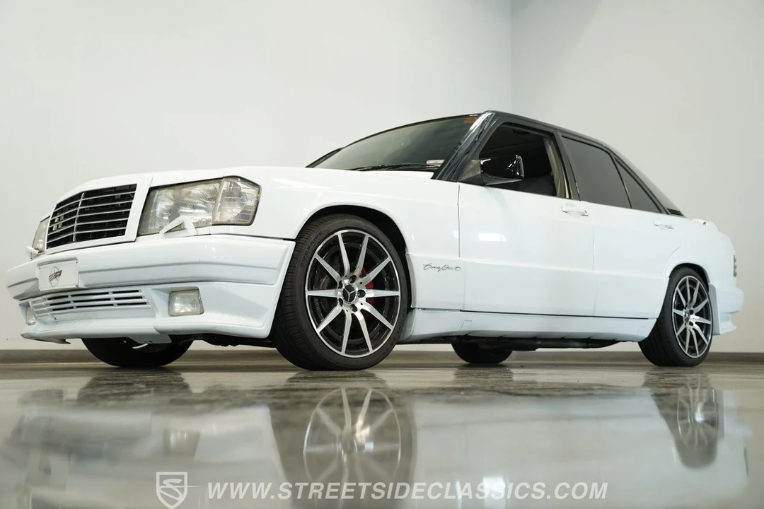 1989 Mercedes-Benz 190E - Image 6 of 12