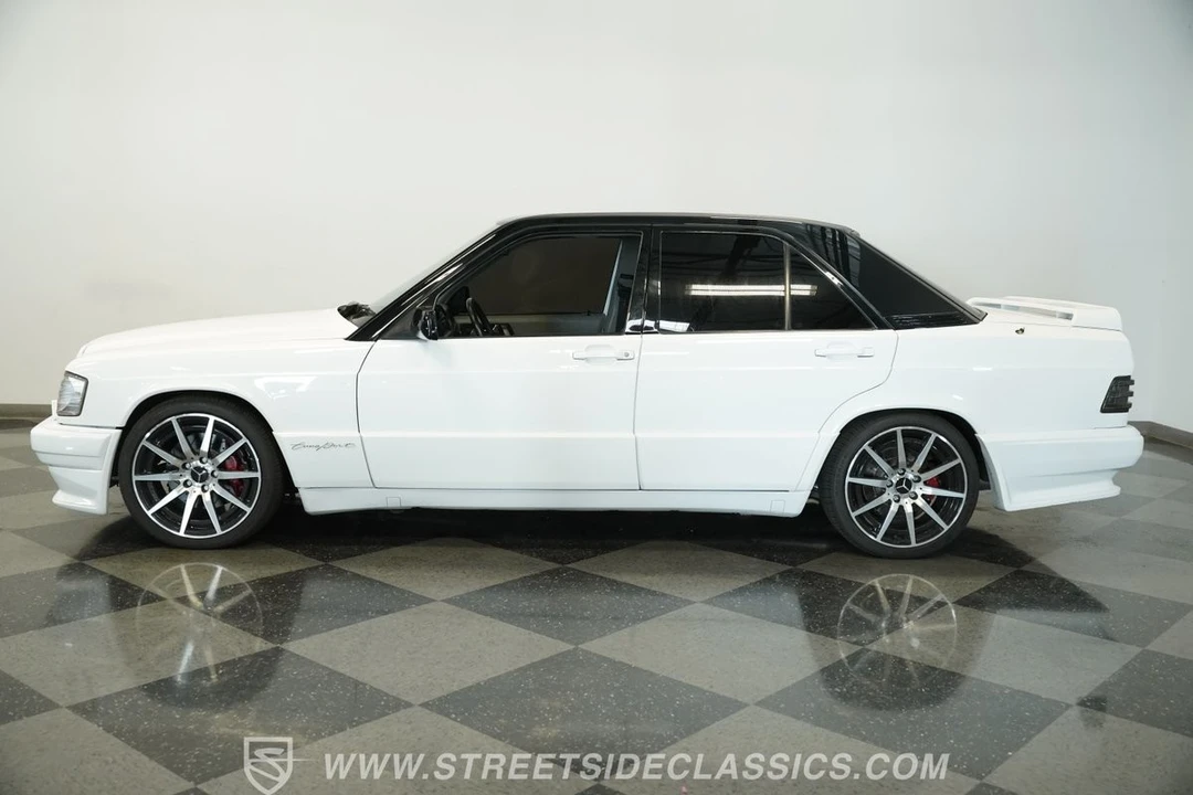 1989 Mercedes-Benz 190E - Image 3 of 12