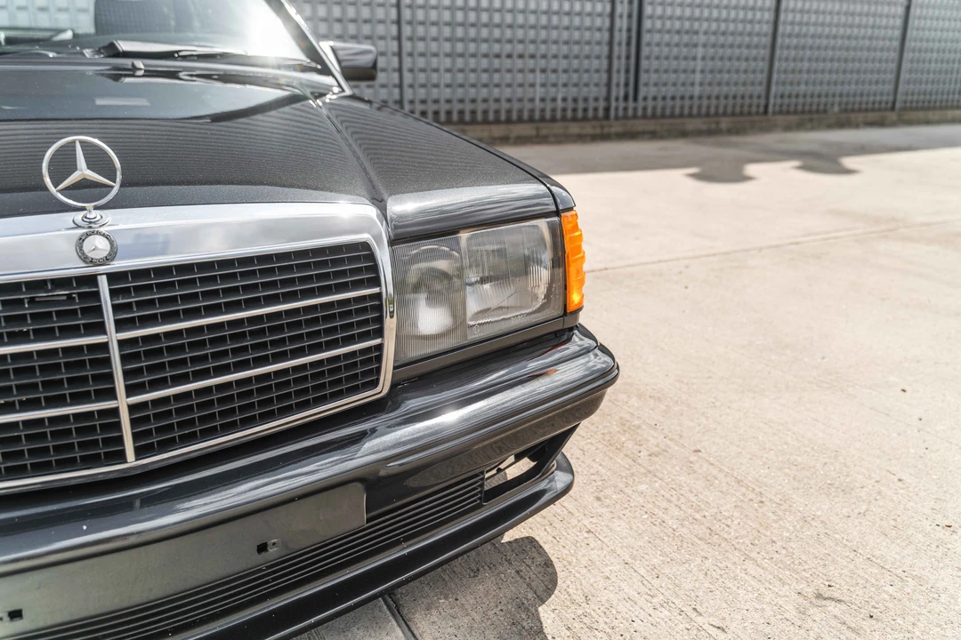 1989 Mercedes-Benz 190E 2.3-16 & 2.5-16 - Image 24 of 31