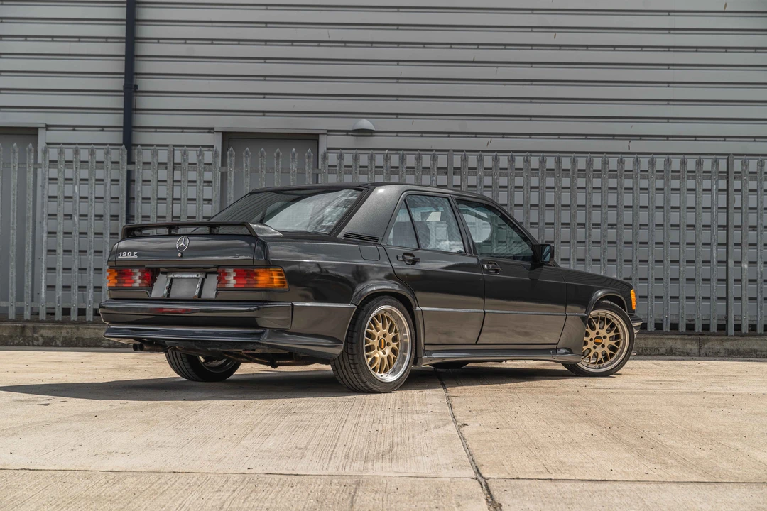 1989 Mercedes-Benz 190E 2.3-16 & 2.5-16 - Image 12 of 31