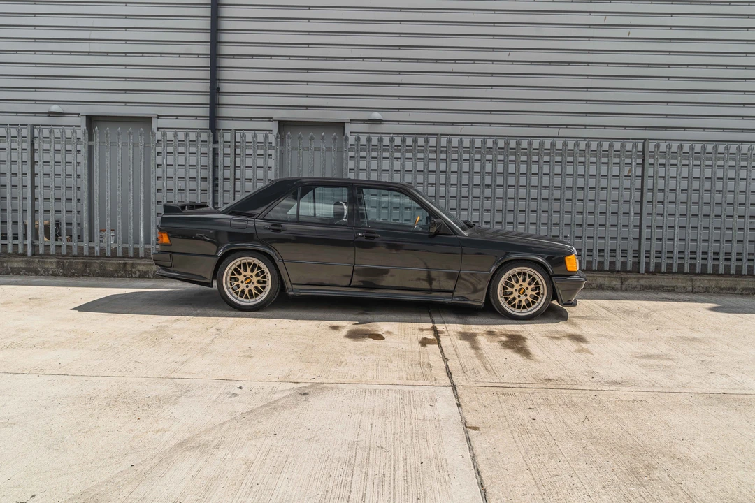 1989 Mercedes-Benz 190E 2.3-16 & 2.5-16 - Image 11 of 31