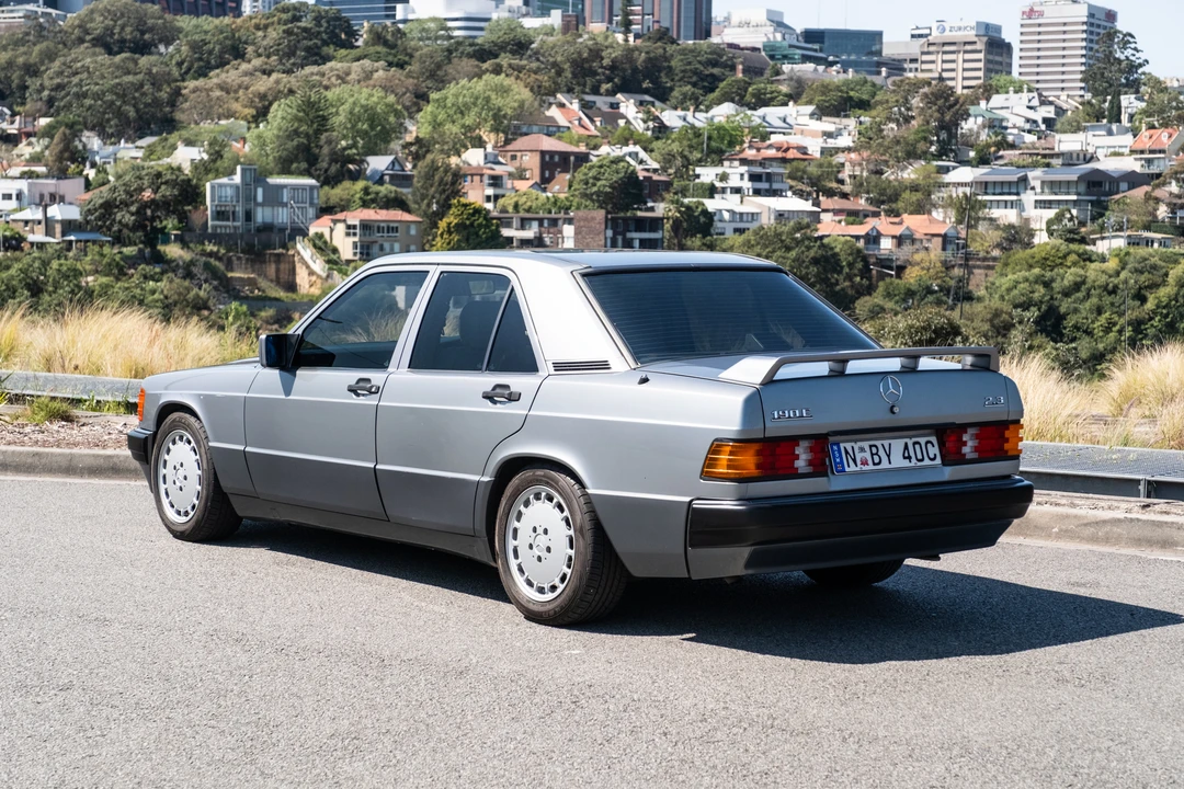 1989 Mercedes-Benz 190E - Image 14 of 31
