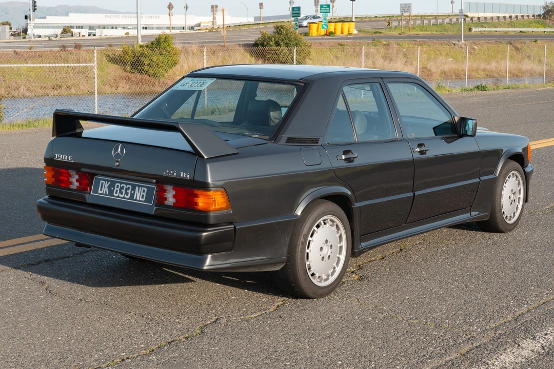1989 Mercedes-Benz 190E 2.3-16 & 2.5-16 - Image 21 of 31