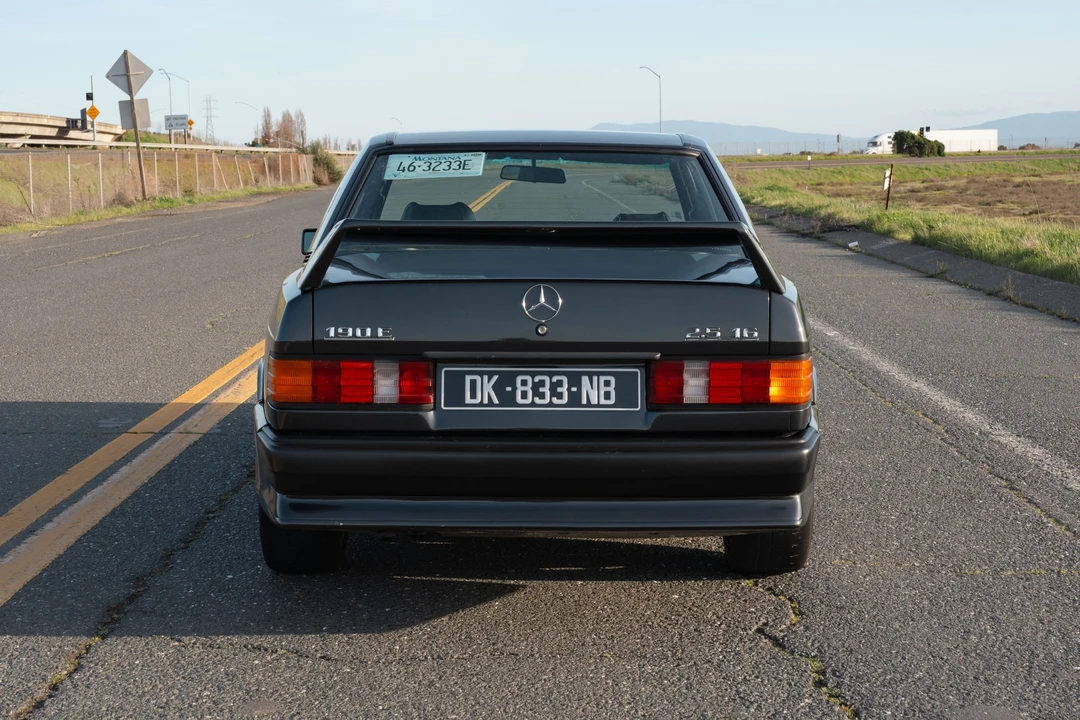 1989 Mercedes-Benz 190E 2.3-16 & 2.5-16 - Image 17 of 31