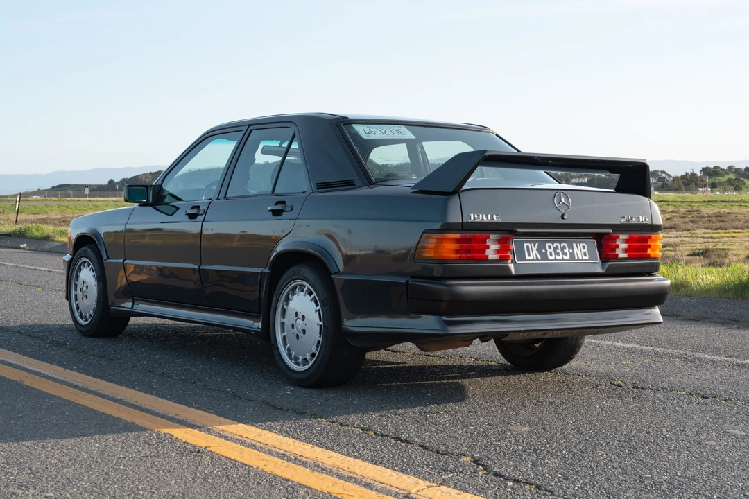 1989 Mercedes-Benz 190E 2.3-16 & 2.5-16 - Image 16 of 31