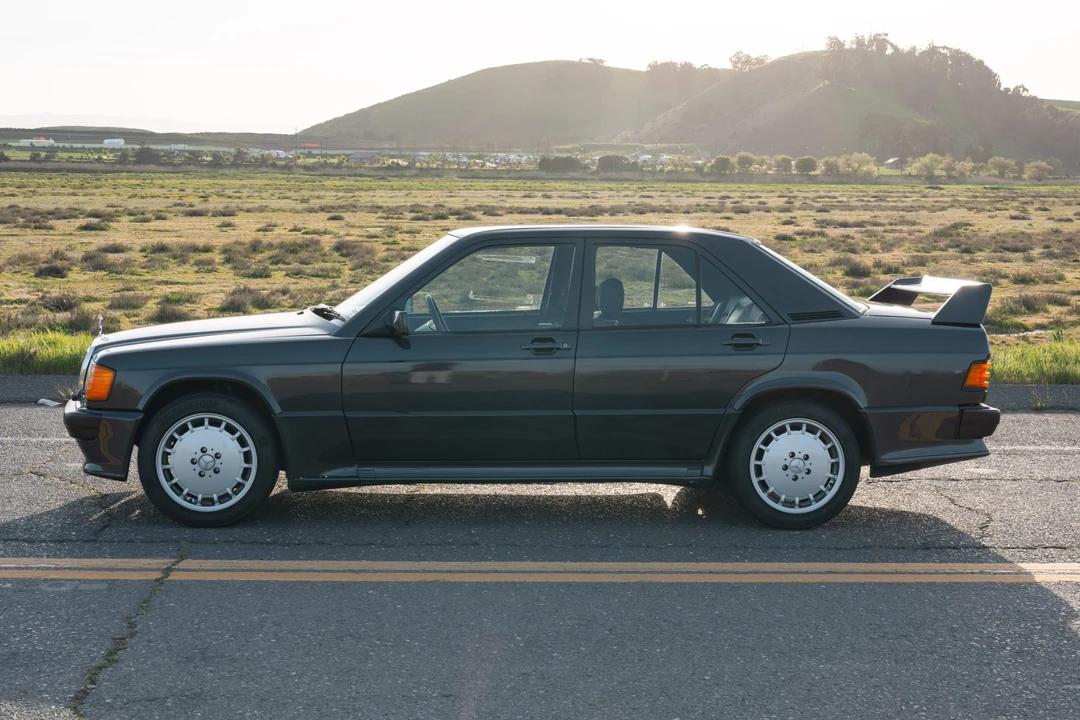 1989 Mercedes-Benz 190E 2.3-16 & 2.5-16 - Image 14 of 31