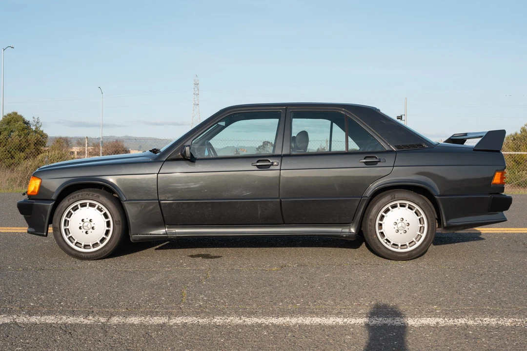1989 Mercedes-Benz 190E 2.3-16 & 2.5-16 - Image 27 of 31