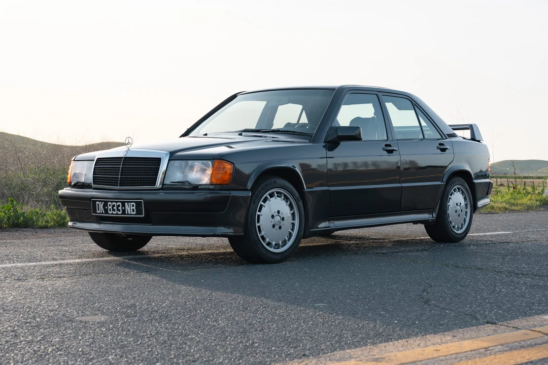 1989 Mercedes-Benz 190E 2.3-16 & 2.5-16 - Image 9 of 31