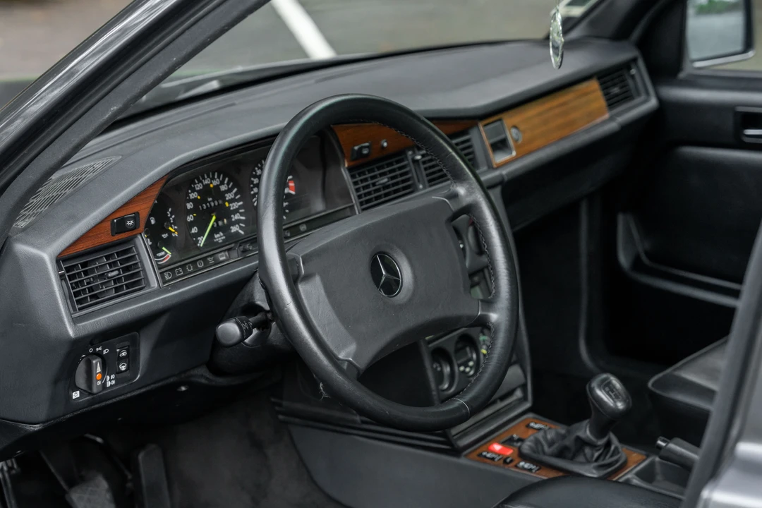 1989 Mercedes-Benz 190E 2.5-16 Evolution - Image 4 of 6