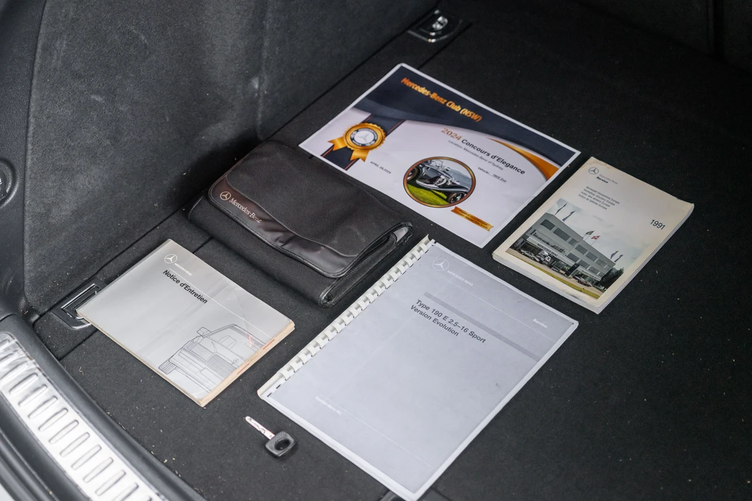 1989 Mercedes-Benz 190E 2.5-16 Evolution - Image 6 of 6