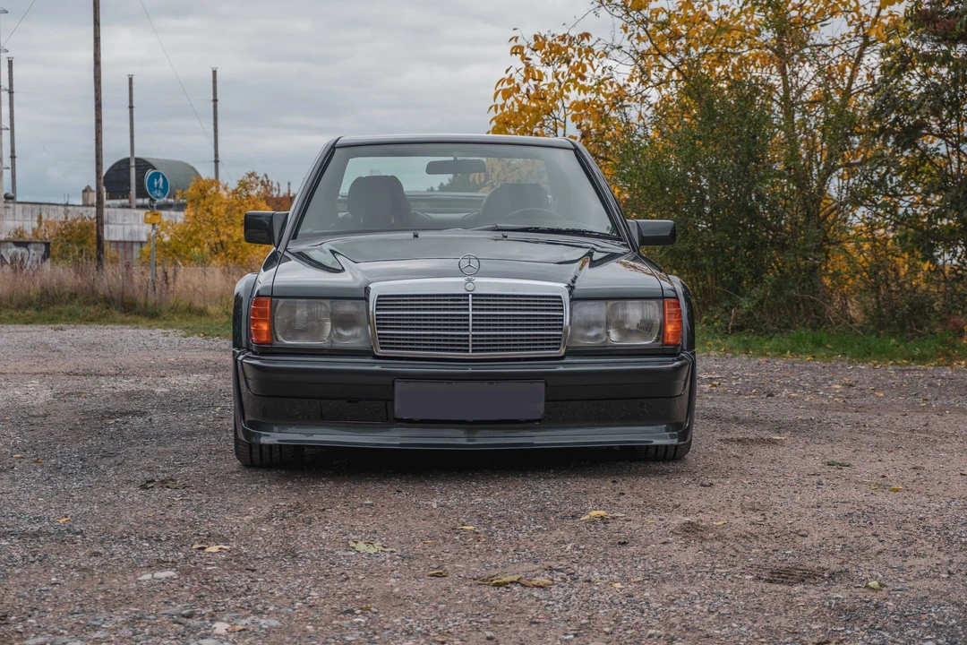 1989 Mercedes-Benz 190E 2.5-16 Evolution - Image 2 of 31