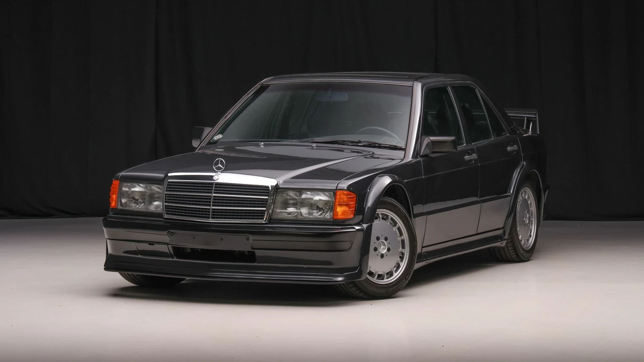 1989 Mercedes-Benz 190E 2.5-16 Evolution - Image 13 of 31