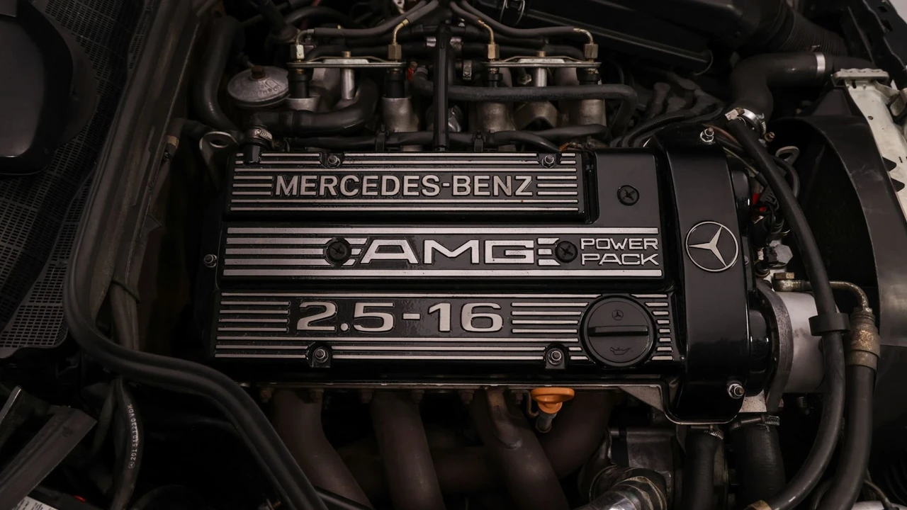 1989 Mercedes-Benz 190E 2.5-16 Evolution - Image 29 of 31