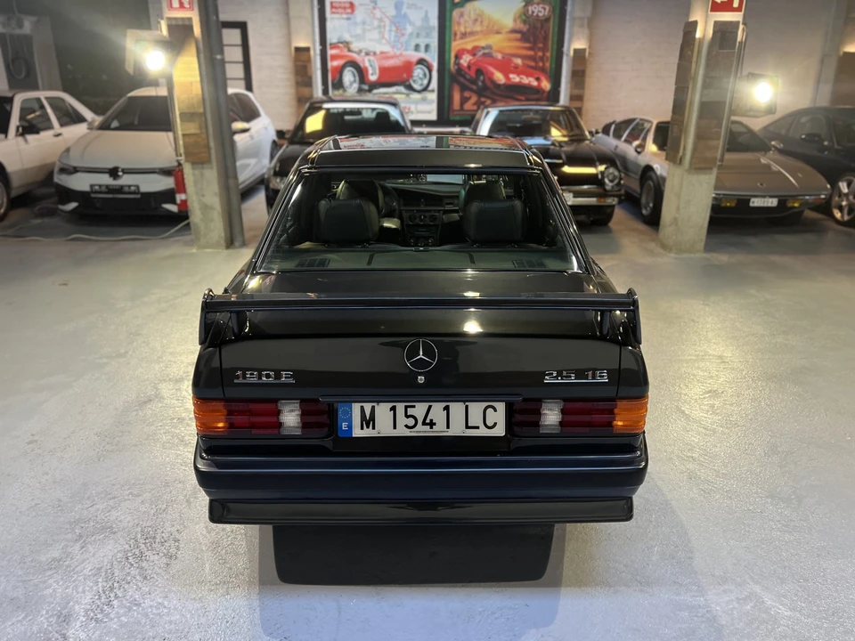 1989 Mercedes-Benz 190E 2.5-16 Evolution - Image 11 of 31