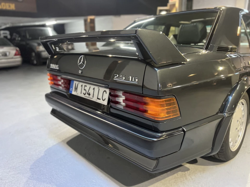 1989 Mercedes-Benz 190E 2.5-16 Evolution - Image 19 of 31