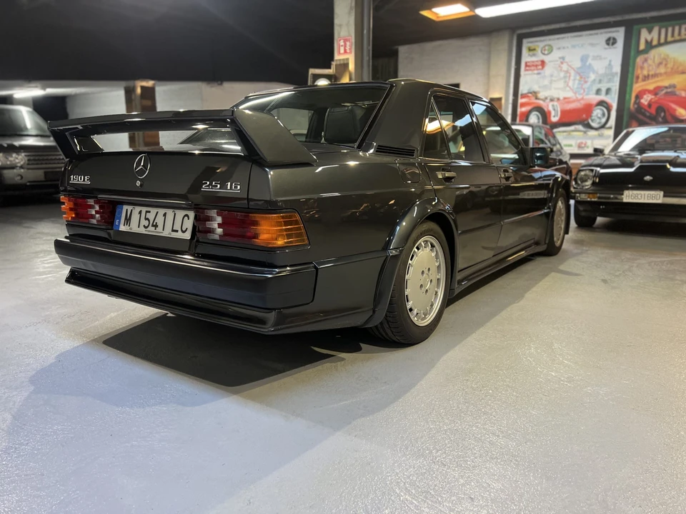 1989 Mercedes-Benz 190E 2.5-16 Evolution - Image 14 of 31