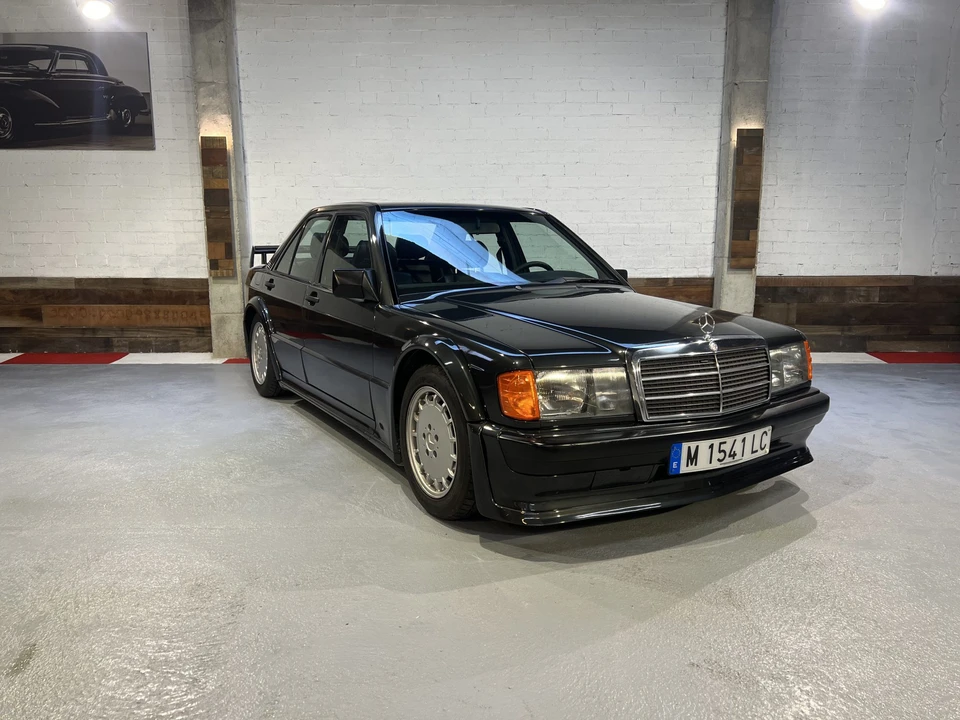 1989 Mercedes-Benz 190E 2.5-16 Evolution - Image 2 of 31