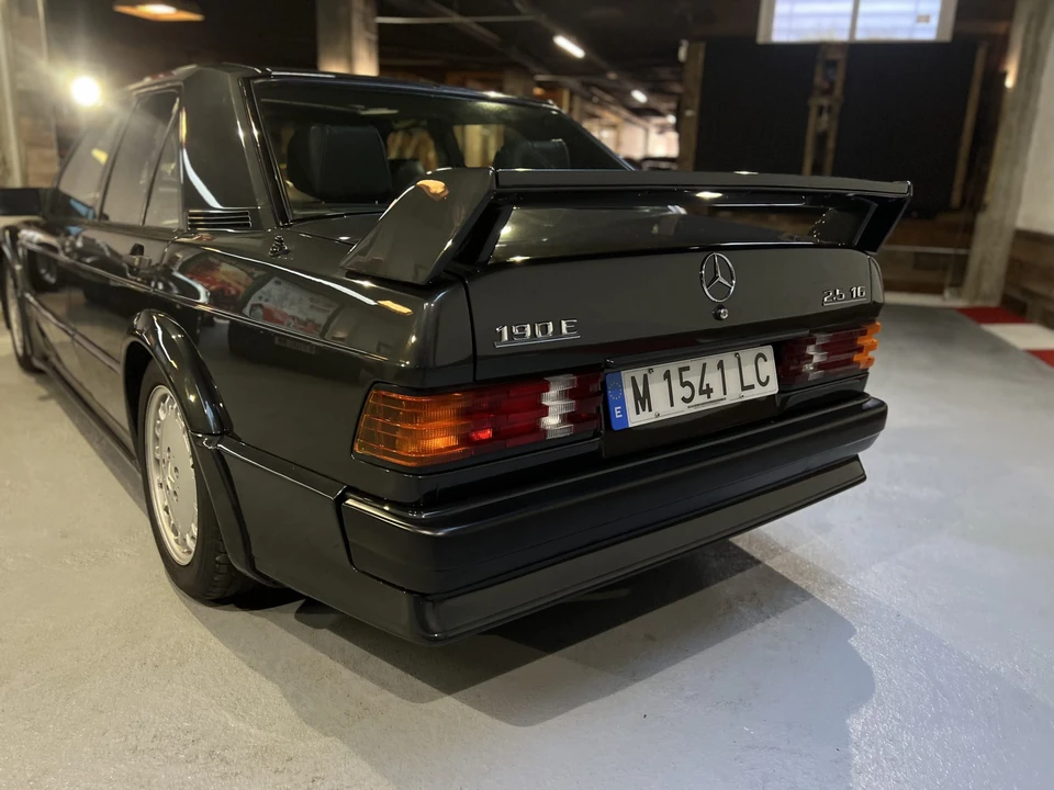 1989 Mercedes-Benz 190E 2.5-16 Evolution - Image 10 of 31