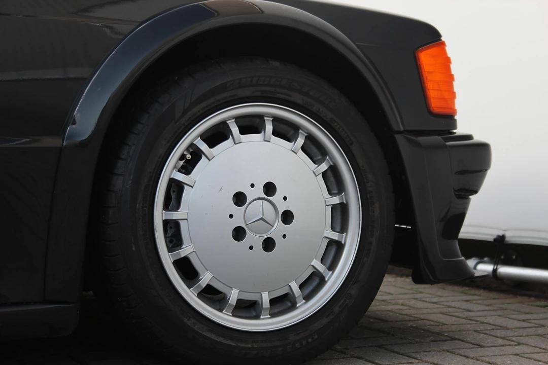 1989 Mercedes-Benz 190E 2.5-16 Evolution - Image 16 of 31