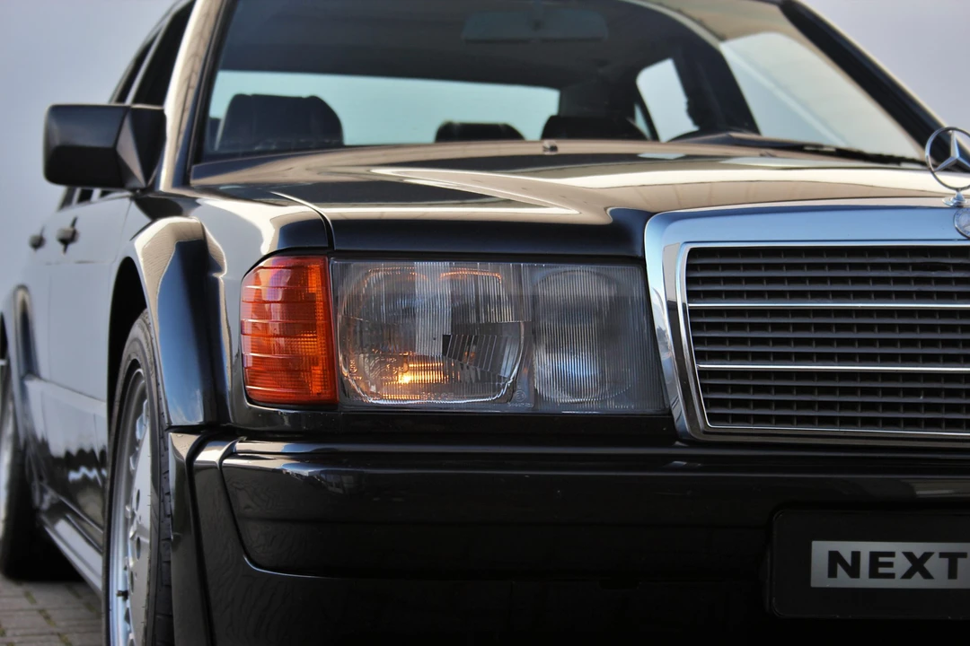 1989 Mercedes-Benz 190E 2.5-16 Evolution - Image 14 of 31