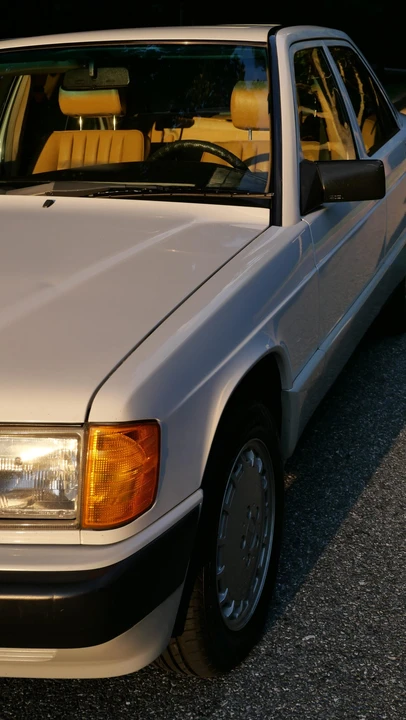 1989 Mercedes-Benz 190E - Image 27 of 31