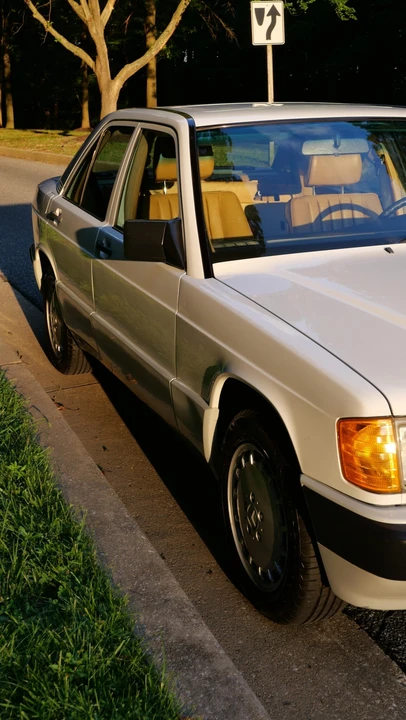 1989 Mercedes-Benz 190E - Image 26 of 31