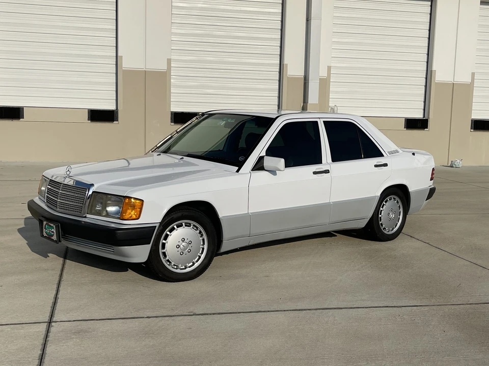 1989 Mercedes-Benz 190E - Image 23 of 31