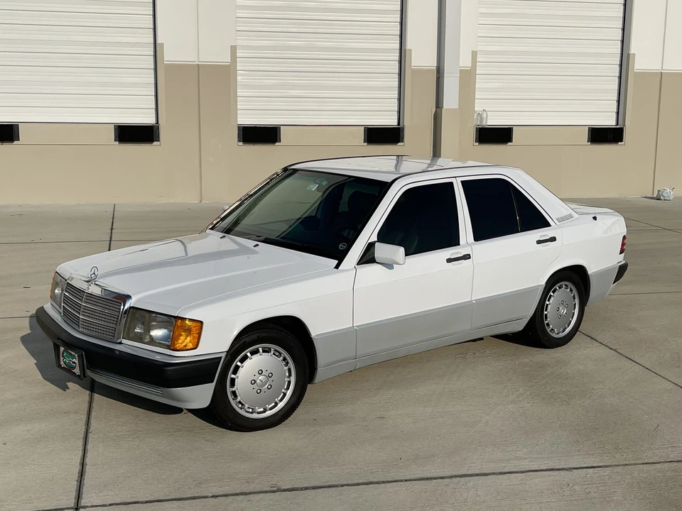1989 Mercedes-Benz 190E - Image 22 of 31