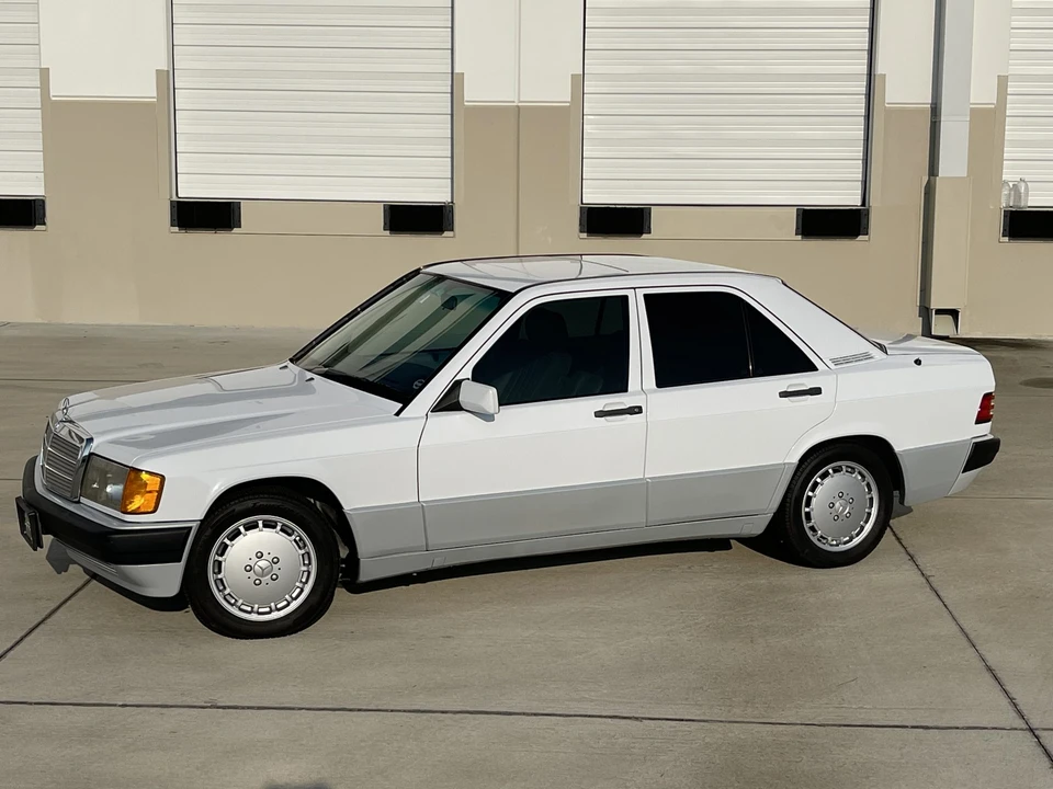 1989 Mercedes-Benz 190E - Image 21 of 31
