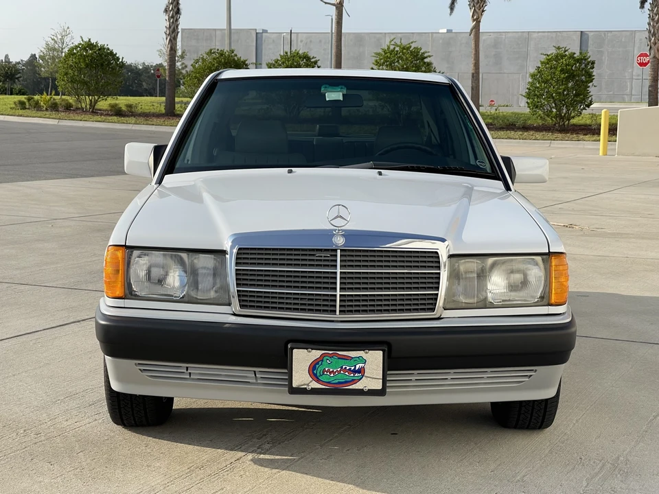 1989 Mercedes-Benz 190E - Image 5 of 31