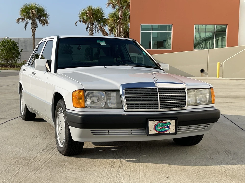 1989 Mercedes-Benz 190E - Image 6 of 31