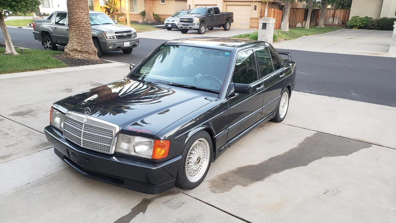 1989 Mercedes-Benz 190E - Image 28 of 31