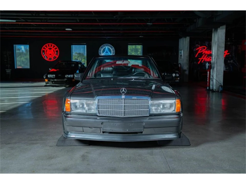 1989 Mercedes-Benz 190E - Image 2 of 31