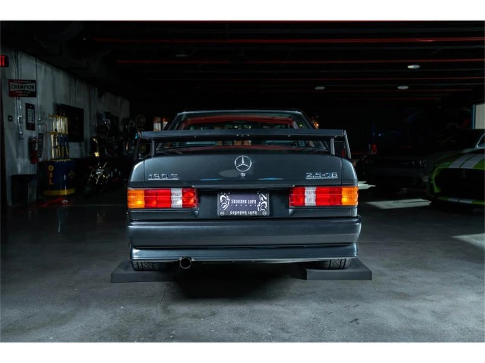 1989 Mercedes-Benz 190E - Image 11 of 31