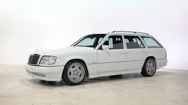 1989 Mercedes-Benz 230 TE AMG 3.2