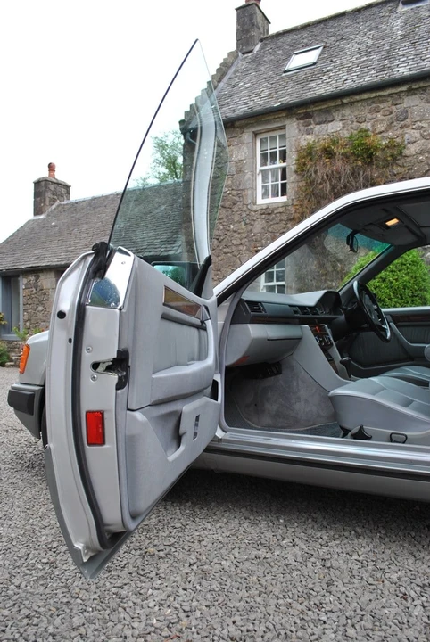 1989 Mercedes-Benz W124 E-Class - Image 13 of 30