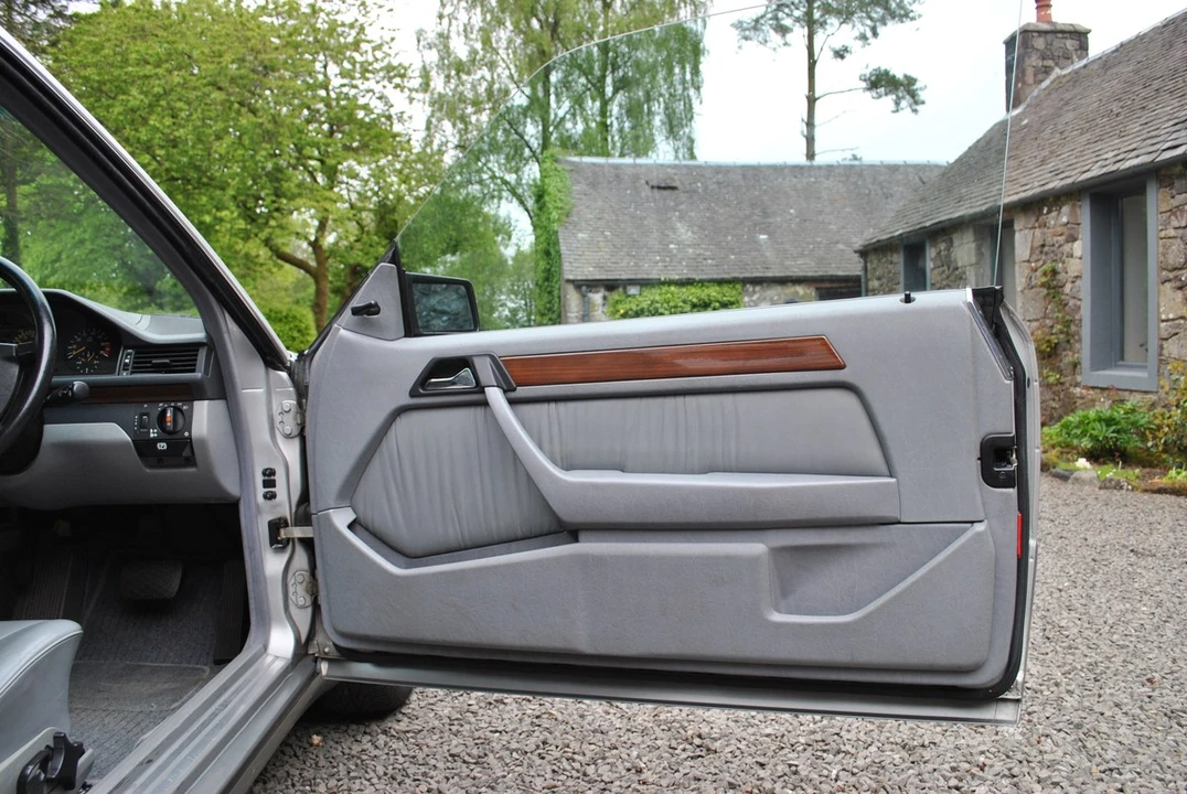 1989 Mercedes-Benz W124 E-Class - Image 30 of 30