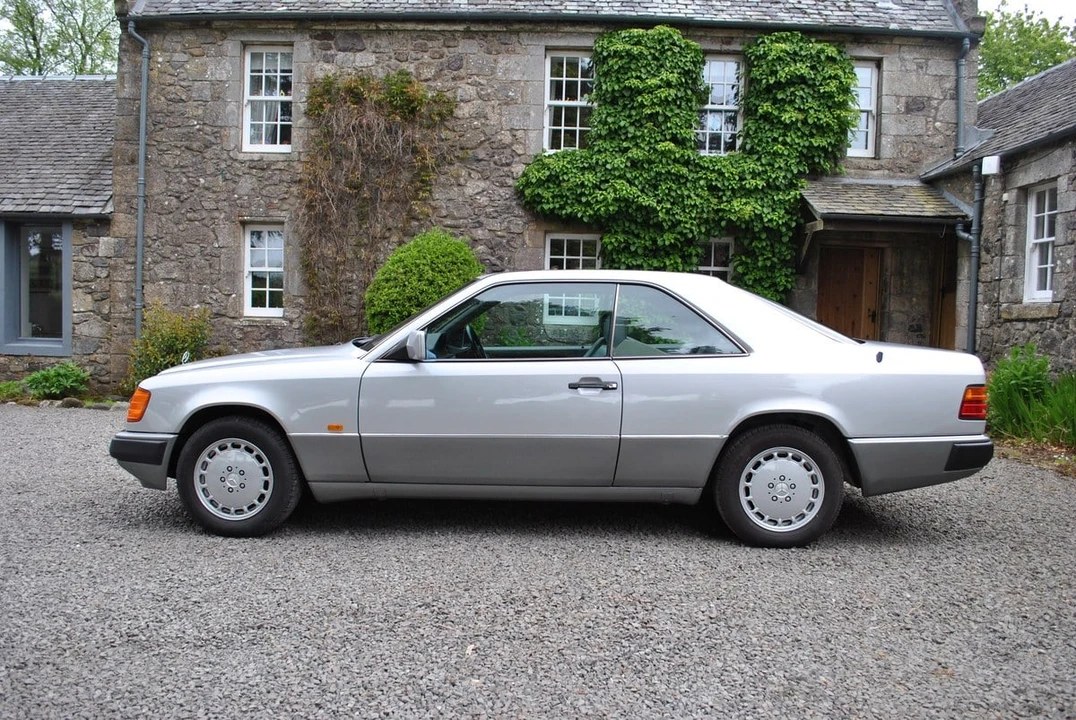 1989 Mercedes-Benz W124 E-Class - Image 7 of 30
