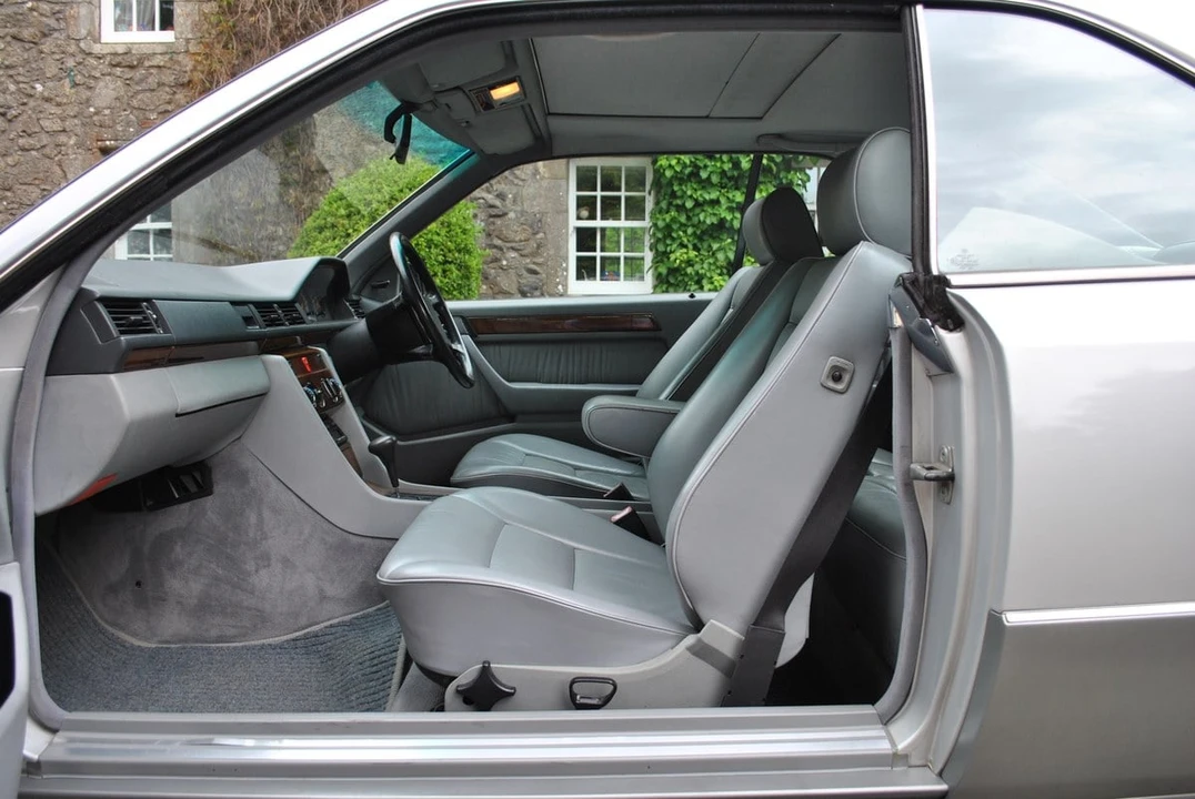 1989 Mercedes-Benz W124 E-Class - Image 15 of 30