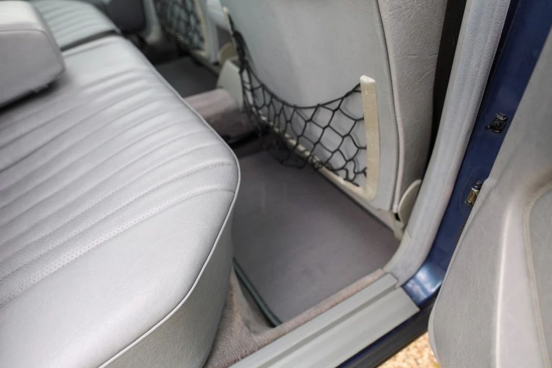 1989 Mercedes-Benz W124 E-Class - Image 14 of 30