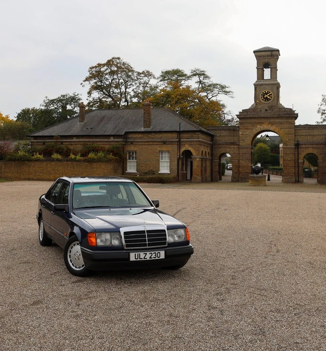 1989 Mercedes-Benz W124 E-Class - Image 11 of 30