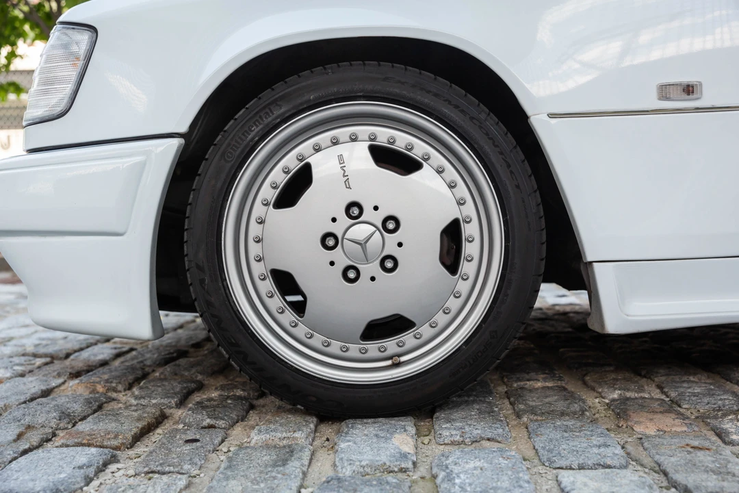 1989 Mercedes-Benz W124 E-Class - Image 26 of 31