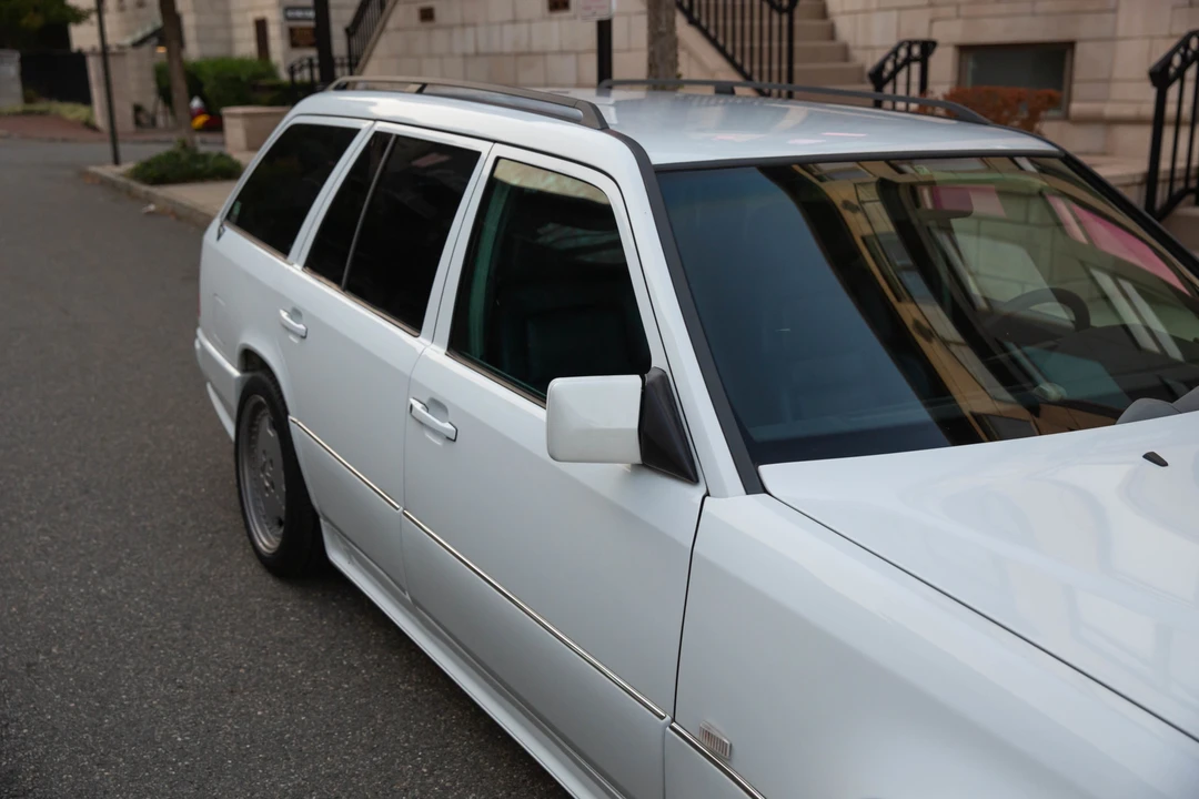 1989 Mercedes-Benz W124 E-Class - Image 16 of 31
