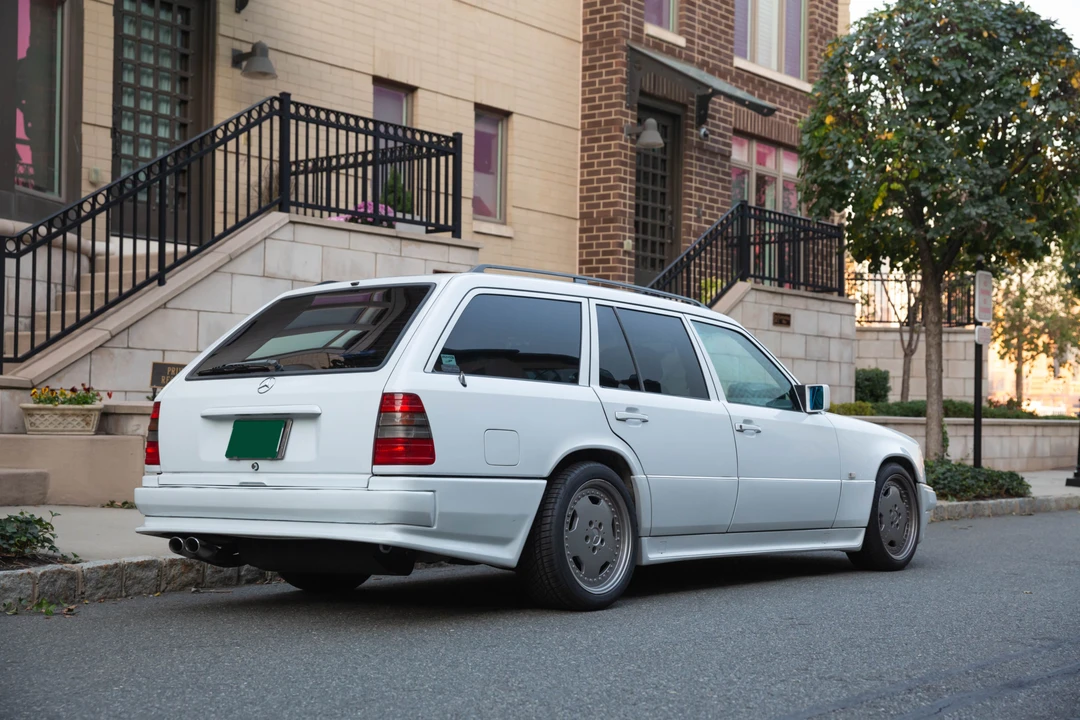1989 Mercedes-Benz W124 E-Class - Image 13 of 31